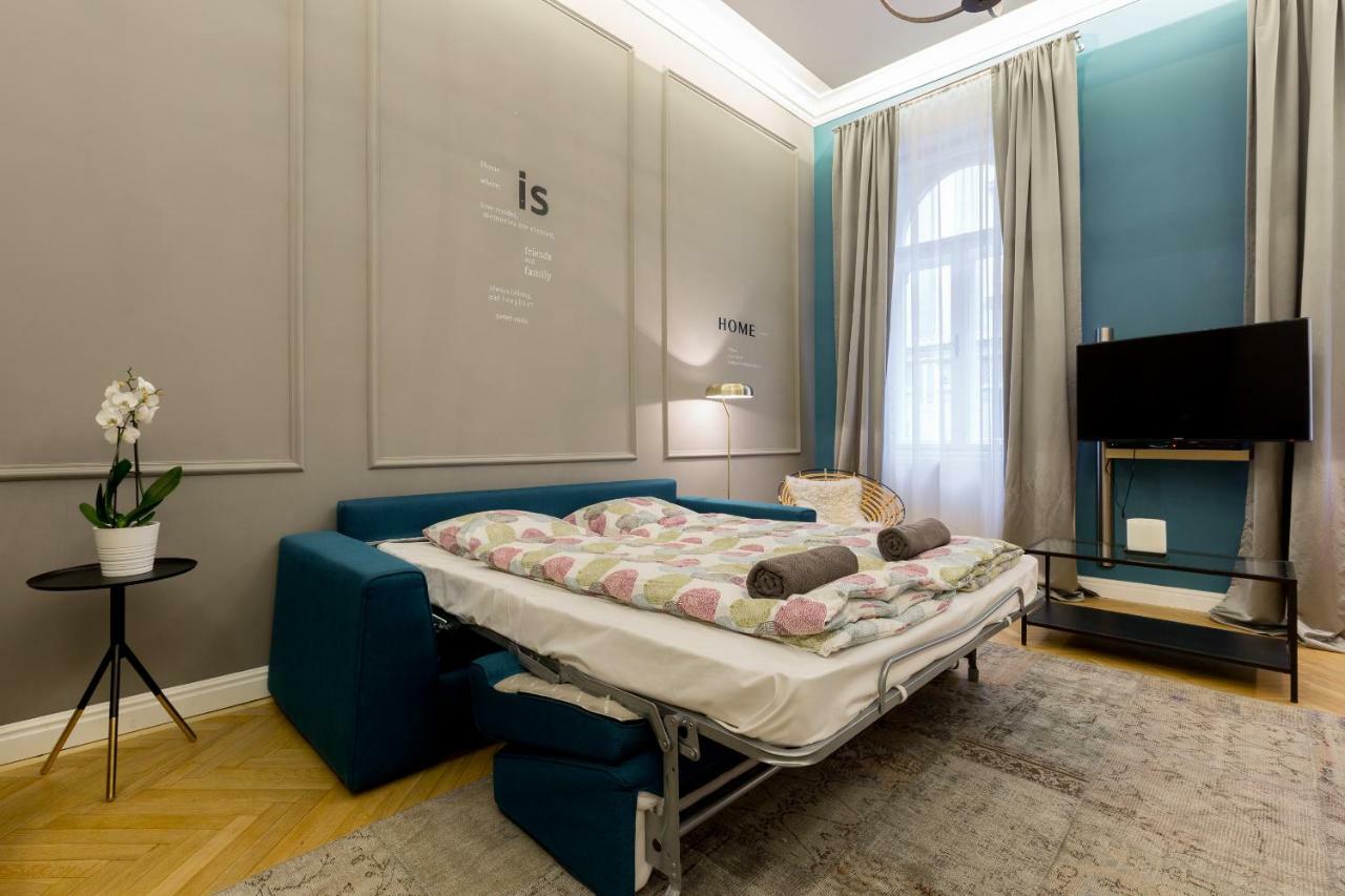 Luxury Twin 1-Bedroom In Kazinczy Street Budapest Bagian luar foto
