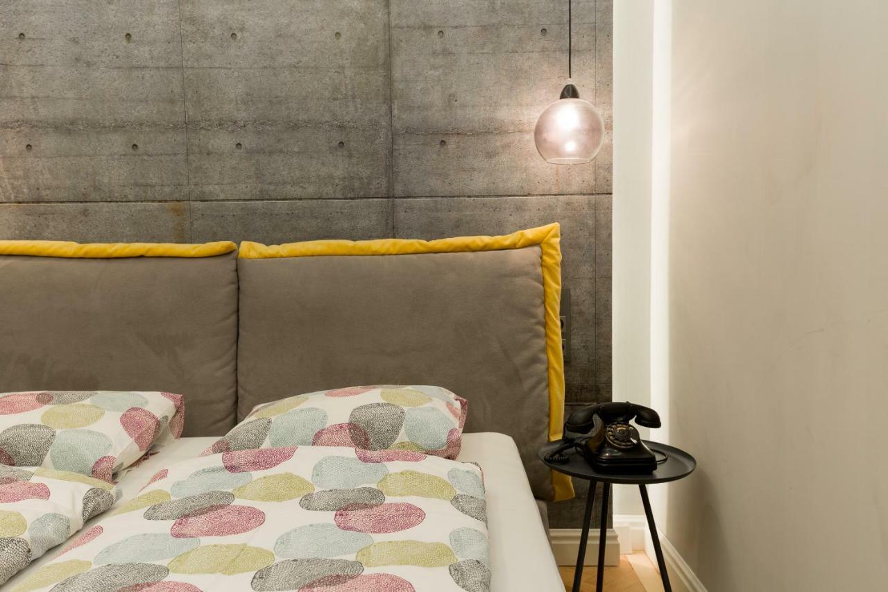 Luxury Twin 1-Bedroom In Kazinczy Street Budapest Bagian luar foto