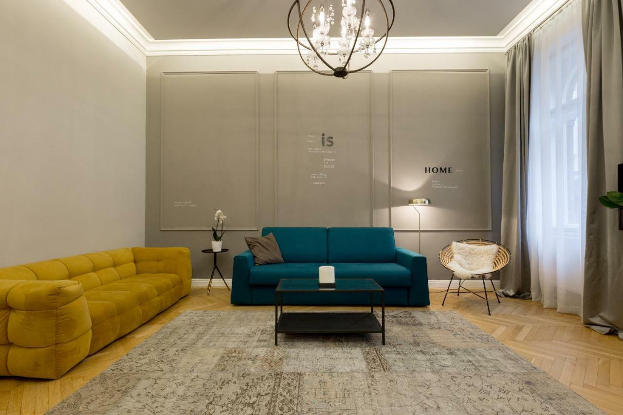 Luxury Twin 1-Bedroom In Kazinczy Street Budapest Bagian luar foto